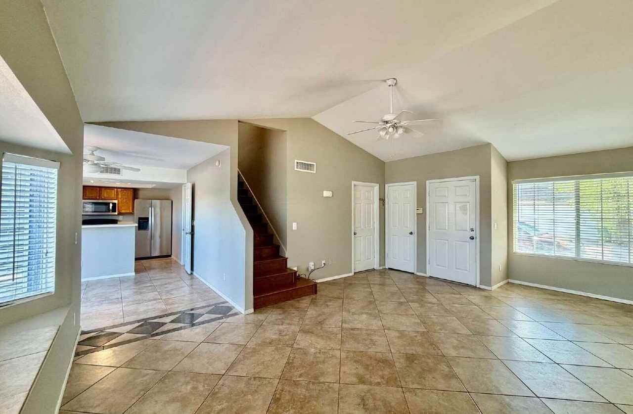 3506 E Montreal Pl - Photo 5 of 17