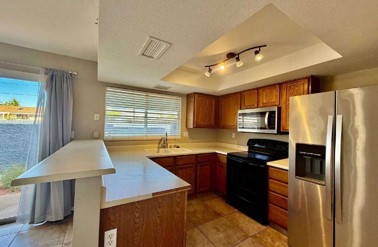 3506 E Montreal Pl - Photo 6 of 17