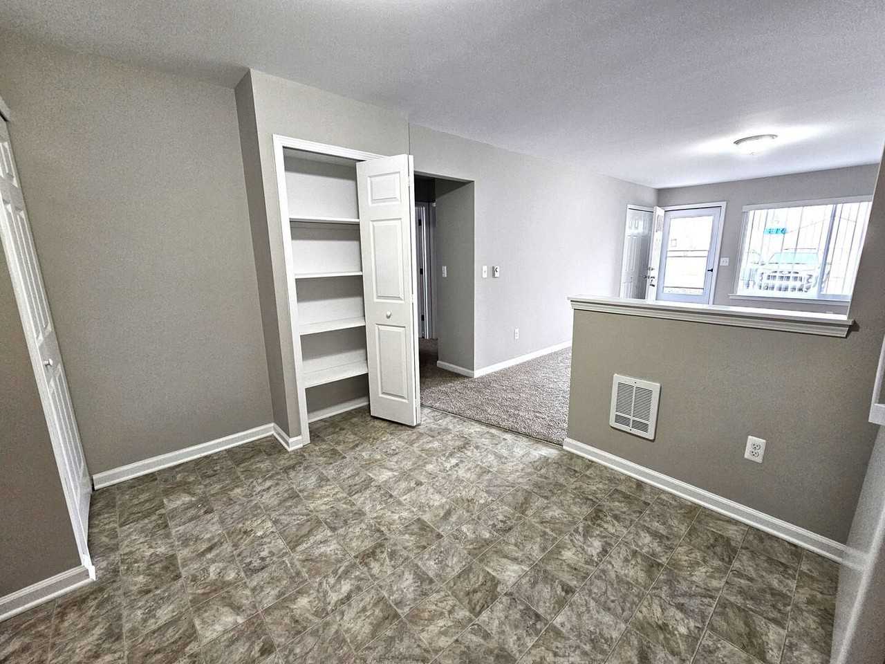 347 Spring St - Photo 5 of 19
