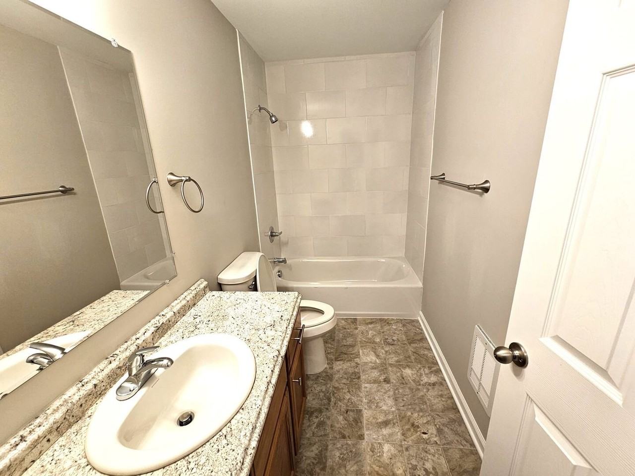 347 Spring St - Photo 7 of 19