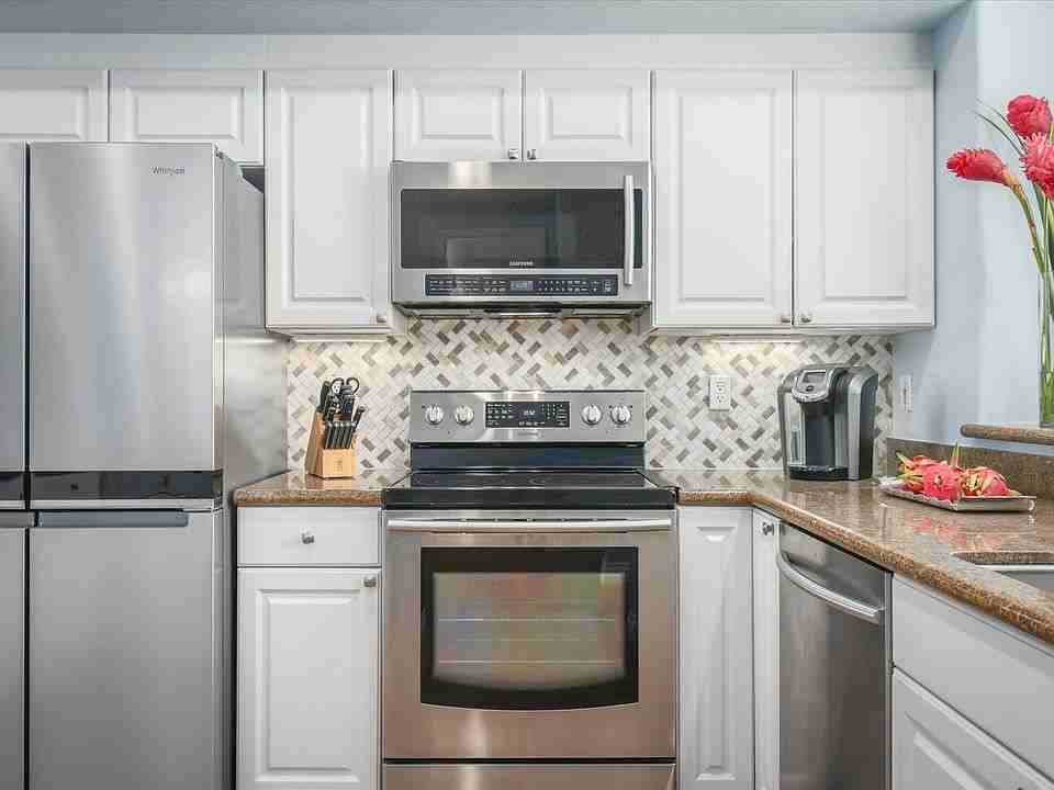 75-6060 Kuakini Hwy - Photo 3 of 19