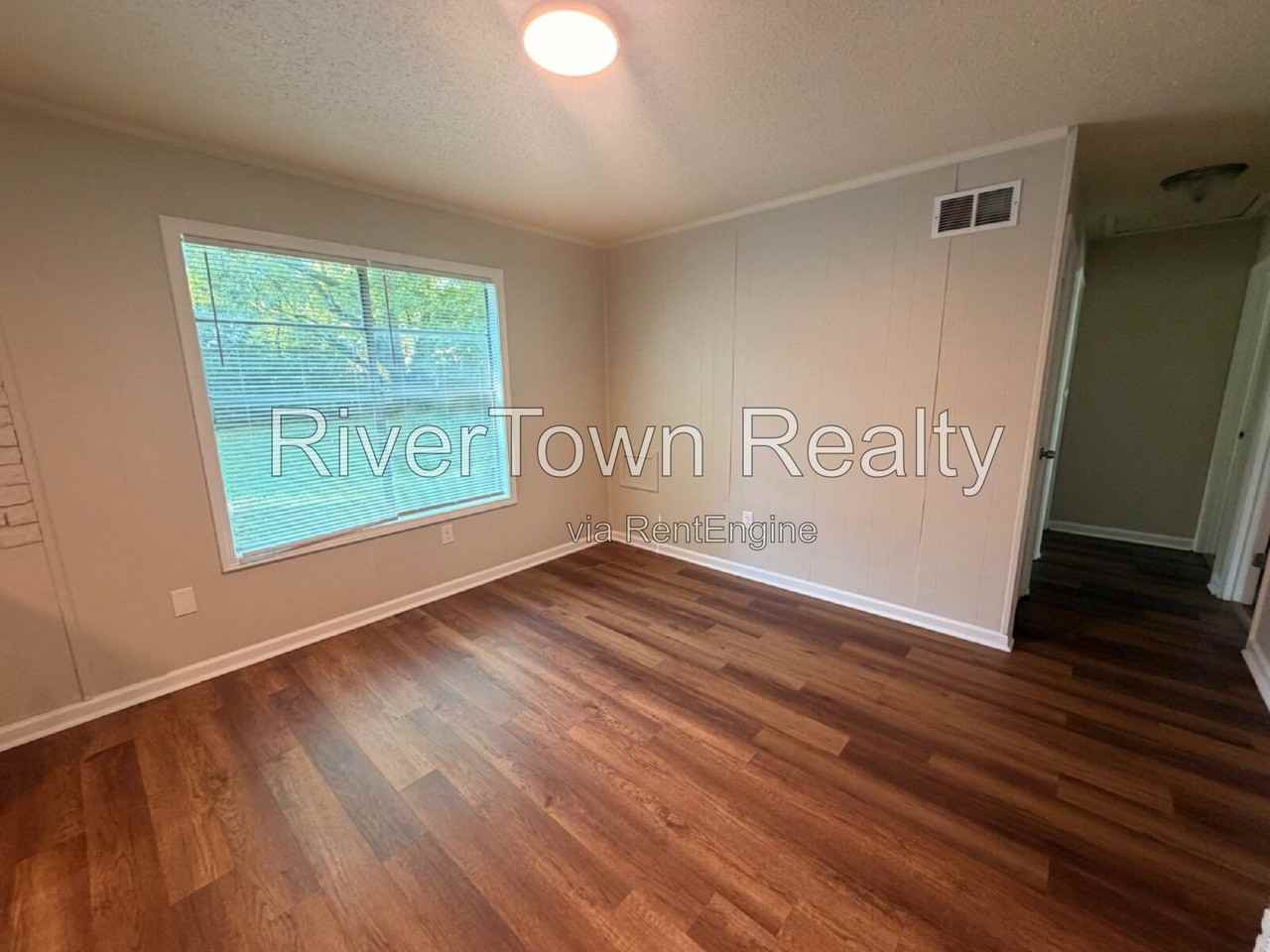 3347 Elk Point Dr - Photo 6 of 10