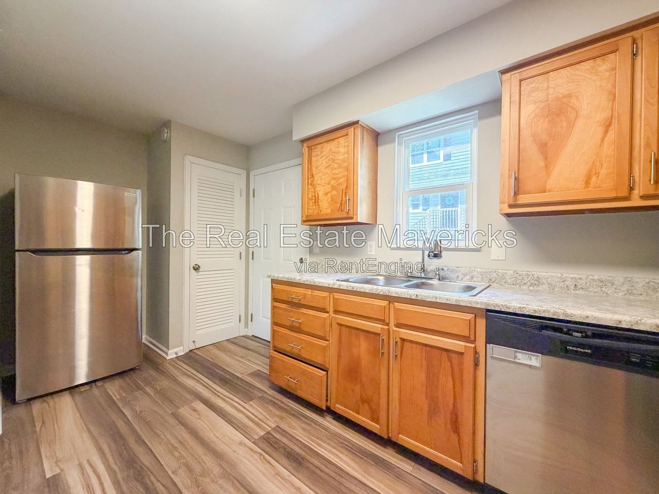 131 Pace Dr #D2 - Photo 5 of 19