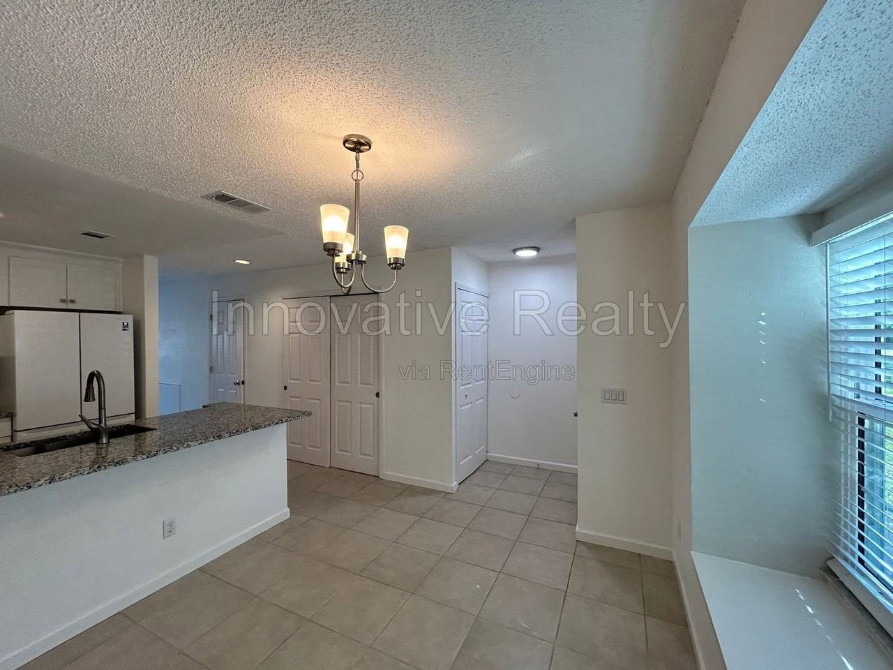 527 Sun Ridge Pl #104 - Photo 5 of 21