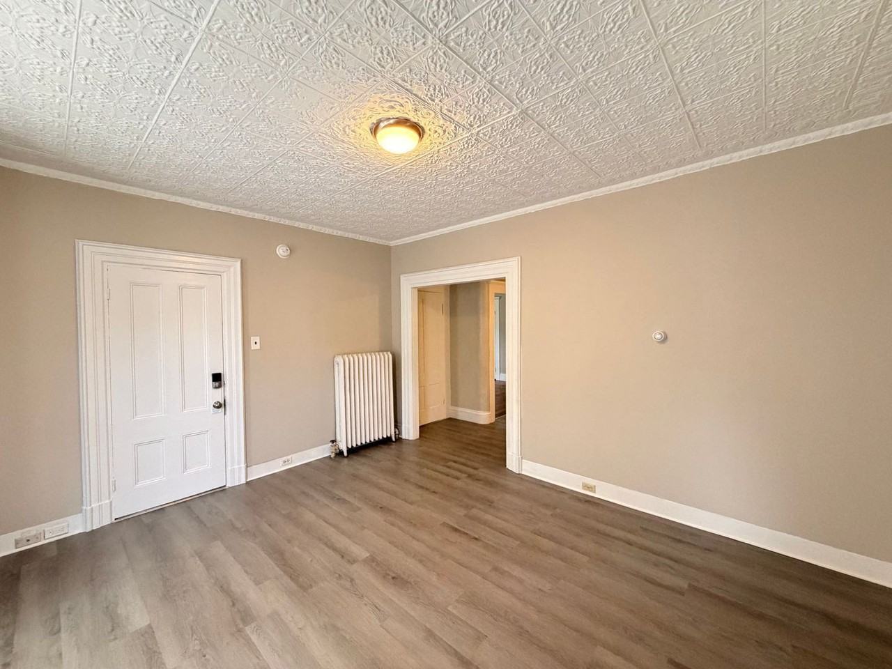 96 Prospect St #1F - Photo 4 of 12