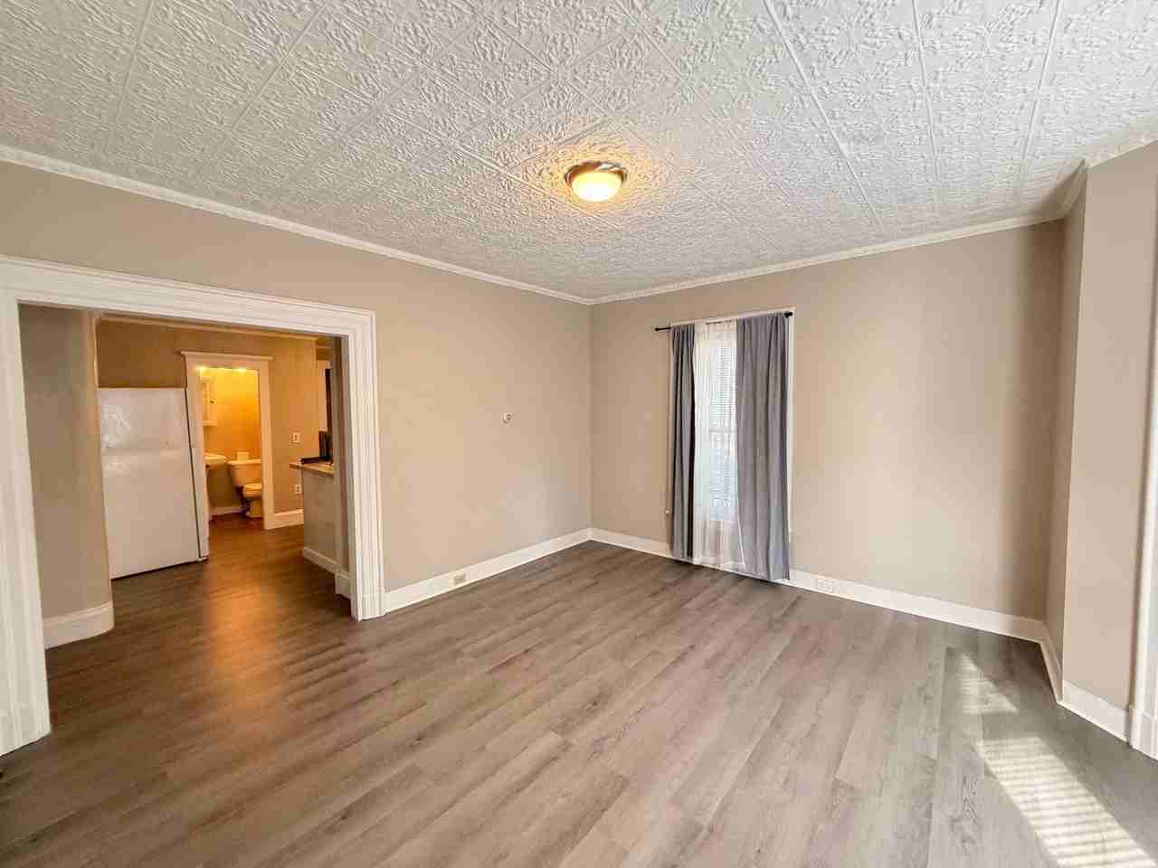 96 Prospect St #1F - Photo 7 of 12