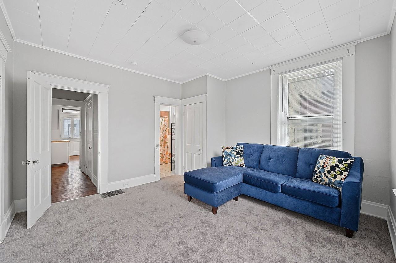 2549 University Ct #1 - Photo 4 of 14