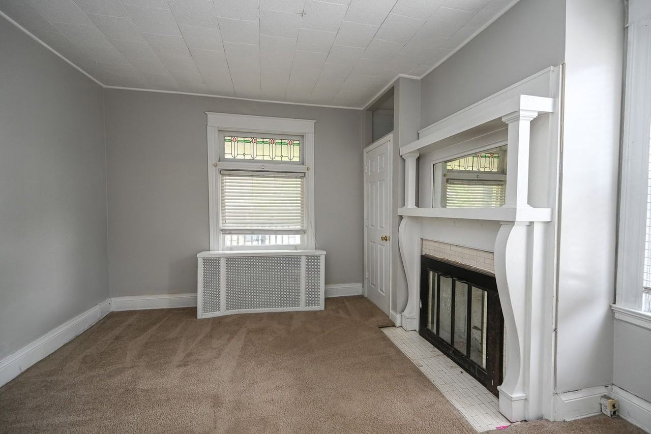 2344 W Clifton Ave - Photo 6 of 12