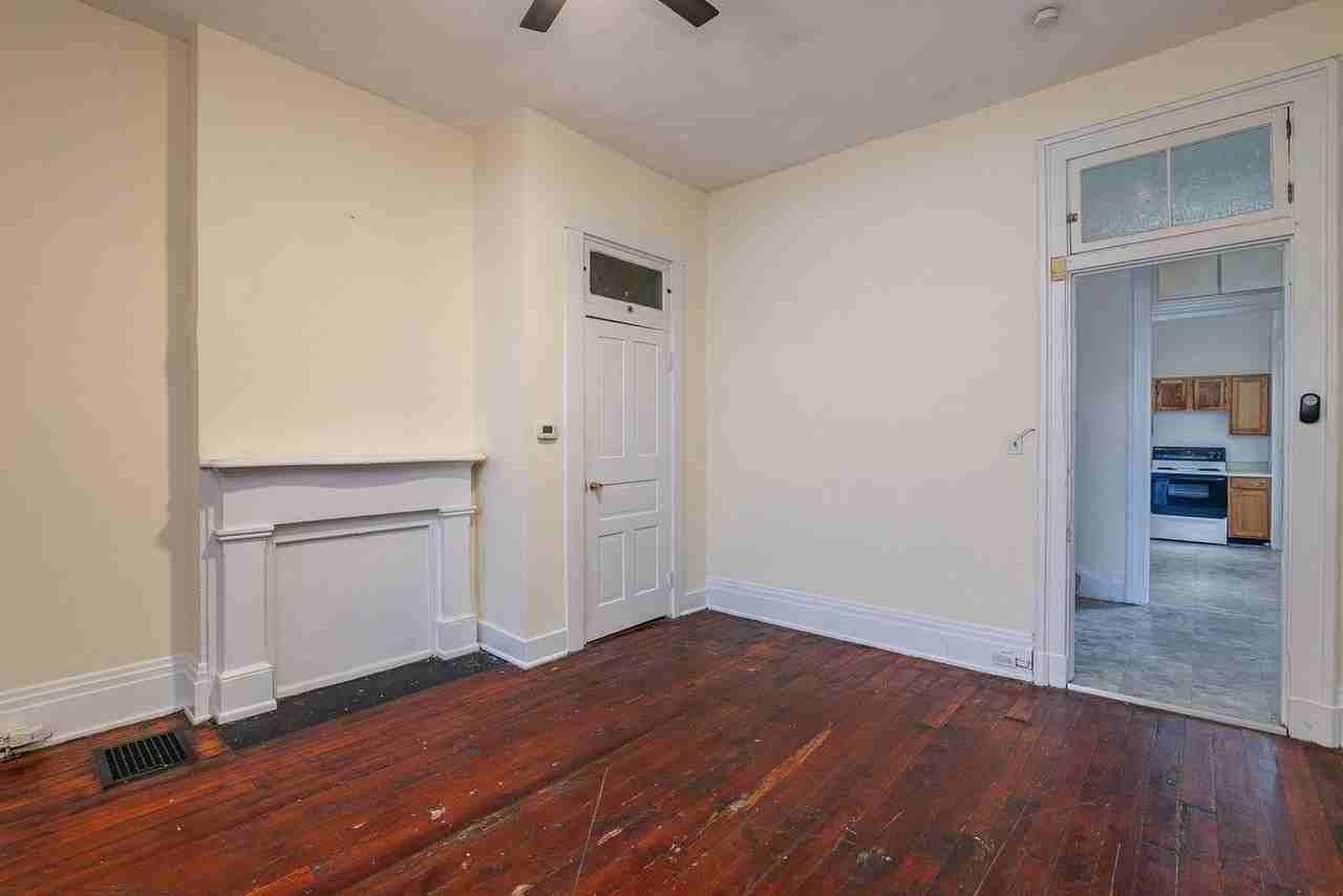 30 E University Ave - Photo 2 of 25