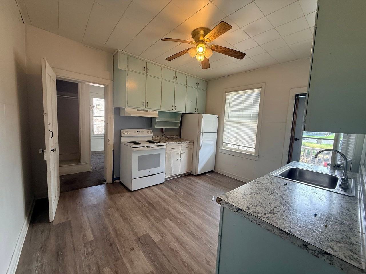 306 N 7th St #2 - Photo 3 of 14