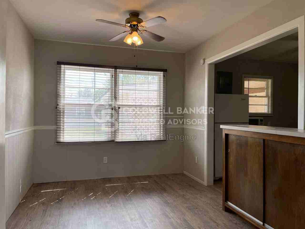 1101 65th St - Photo 4 of 14