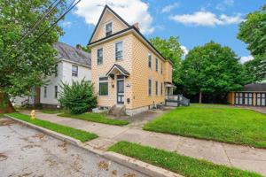featured image of 2343 Rohs St
