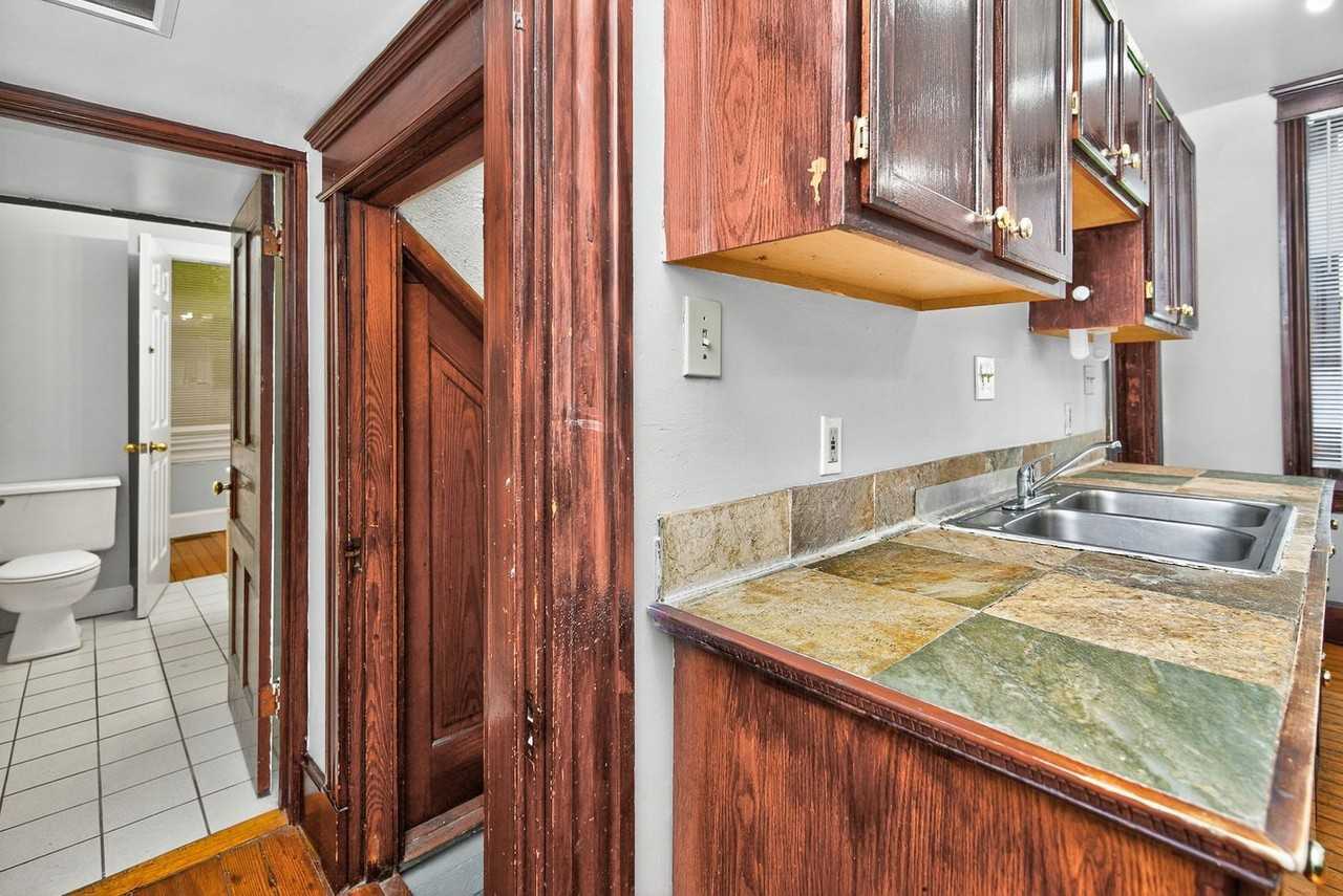 2343 Rohs St - Photo 7 of 23