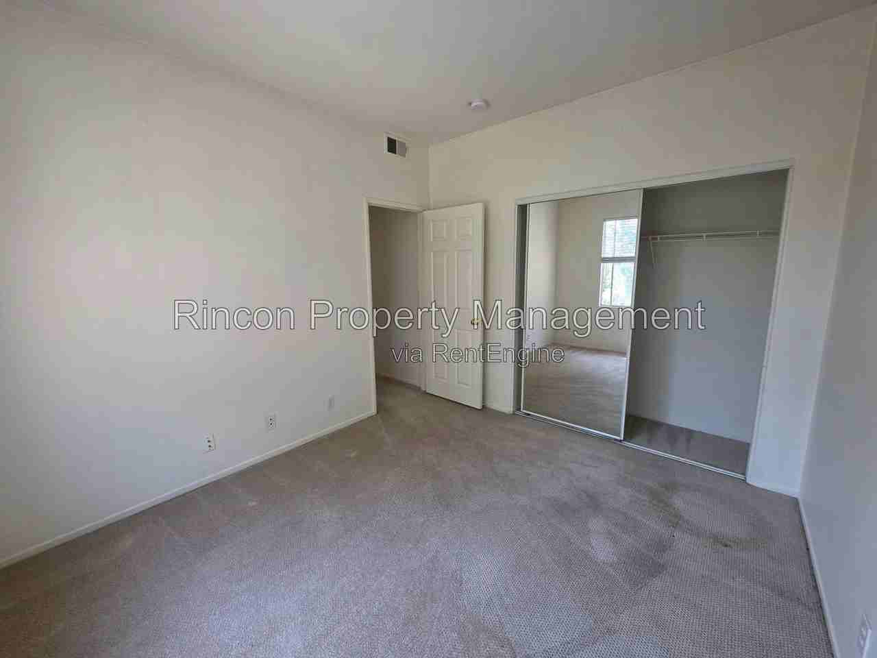 2525 Villamonte Ct - Photo 3 of 37