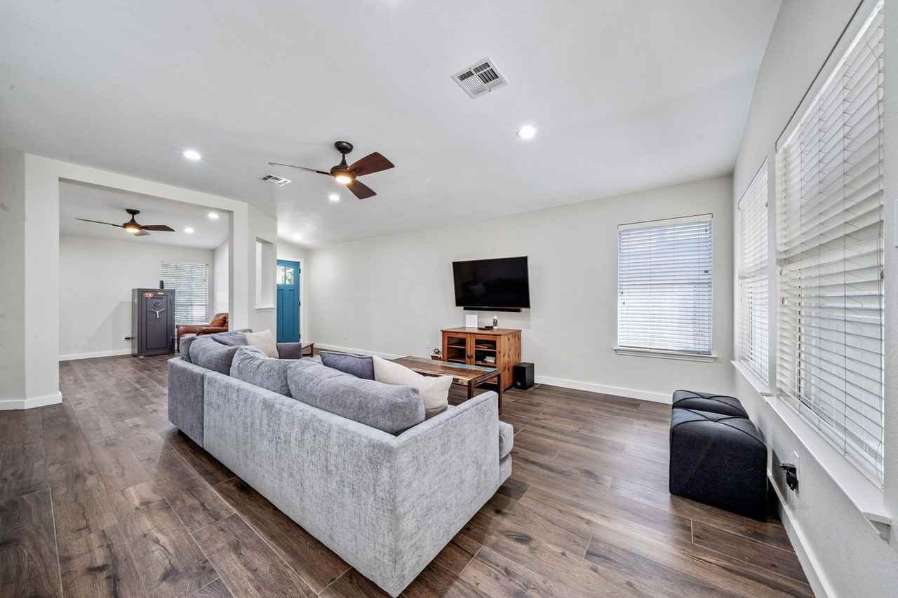 8809 Corran Ferry Dr - Photo 2 of 50