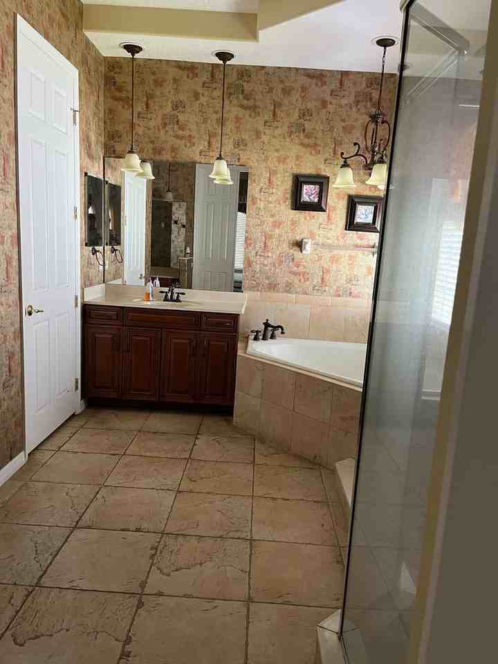 16331 Tudor Lake Ct - Photo 6 of 13