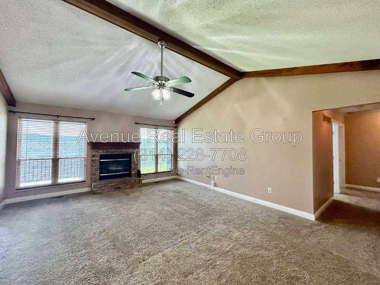 977 Chestnut Oak Dr - Photo 4 of 31