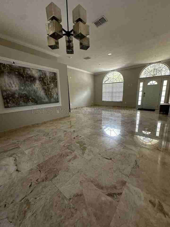 1800 Bardmoor Hill Cir - Photo 5 of 50