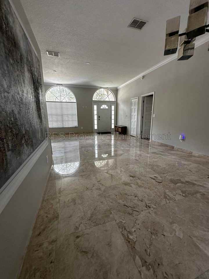 1800 Bardmoor Hill Cir - Photo 6 of 50