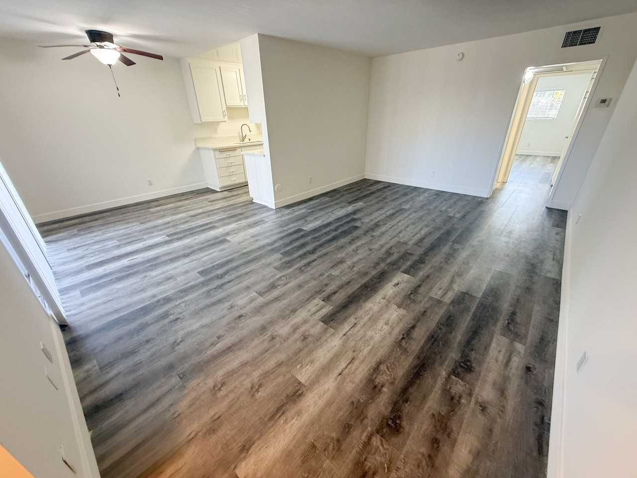 Woodman Apartments - Photo 2 of 17