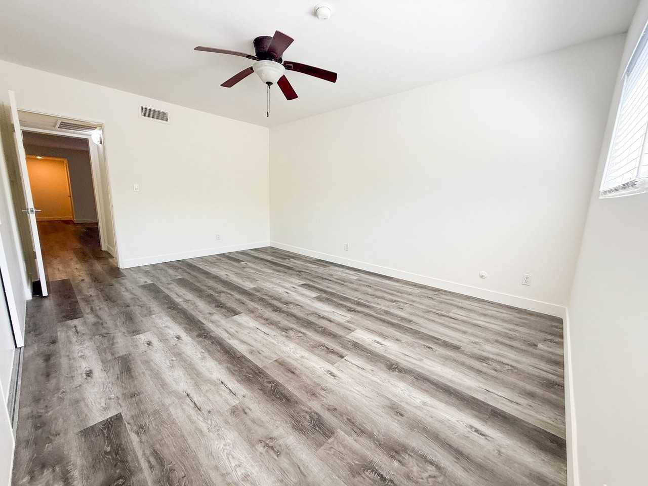 Woodman Apartments - Photo 4 of 17
