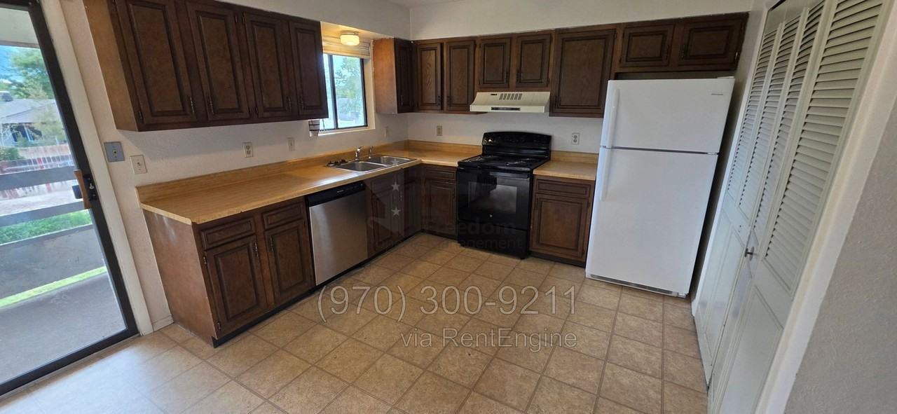 496 32 1/8 Rd #4 - Photo 2 of 12