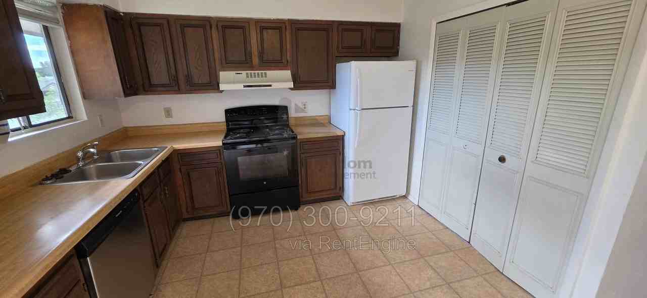 496 32 1/8 Rd #4 - Photo 3 of 12