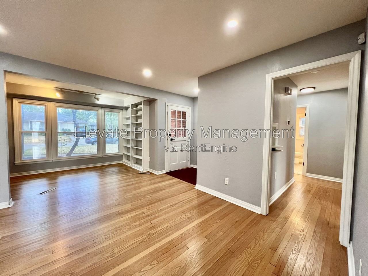 2924 Nw 71st St - Photo 2 of 24