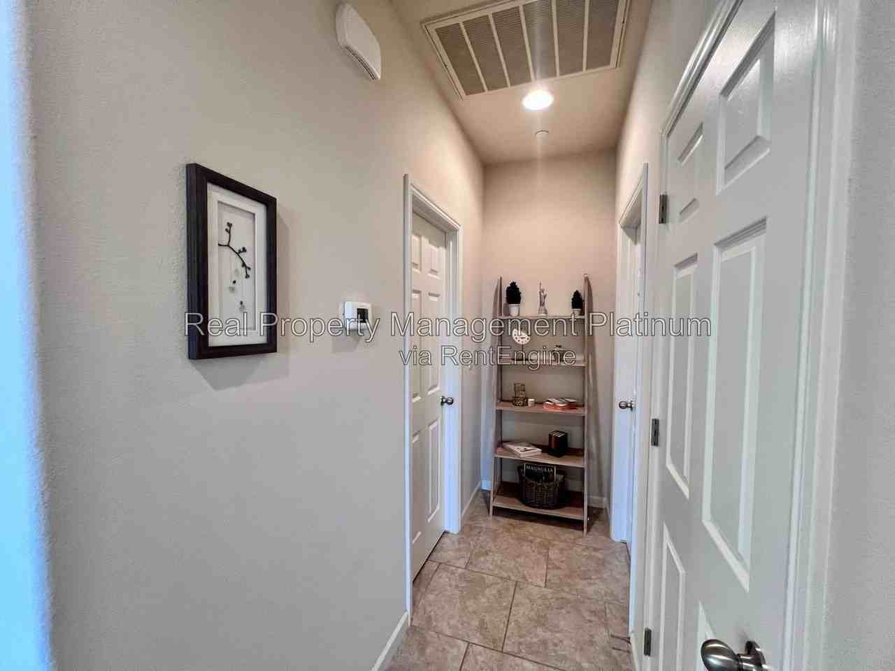 3620 Griffith Ave - Photo 3 of 26