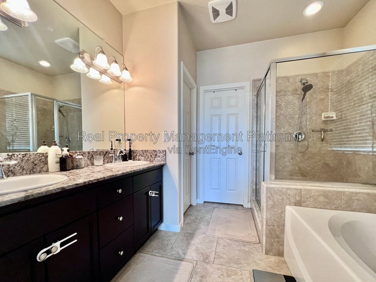 3620 Griffith Ave - Photo 7 of 26