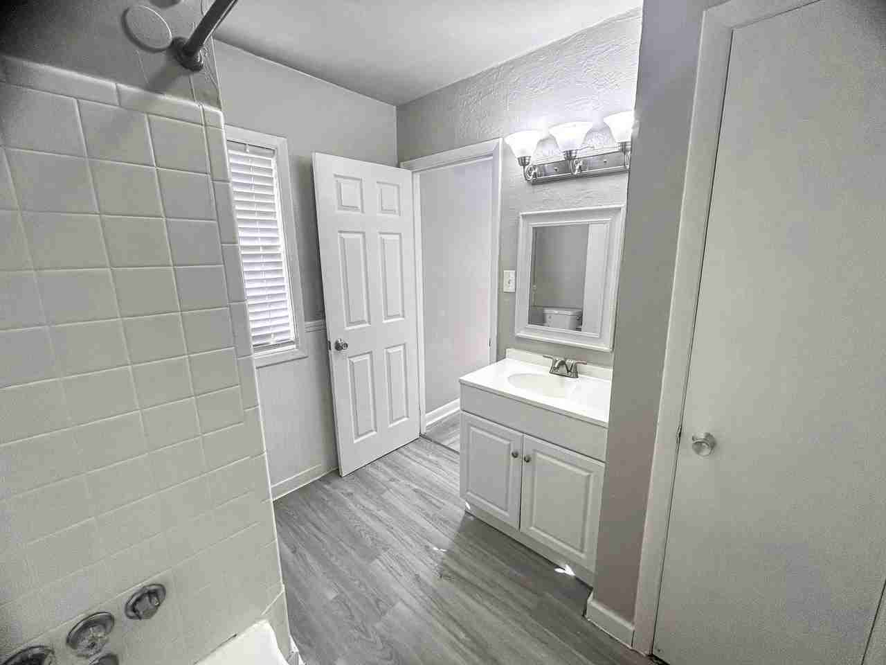 214 Ridgewood Ave #214 - Photo 2 of 19