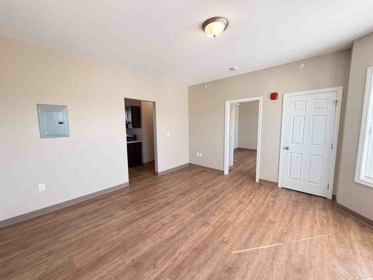 461 Beech St #3 - Photo 7 of 19
