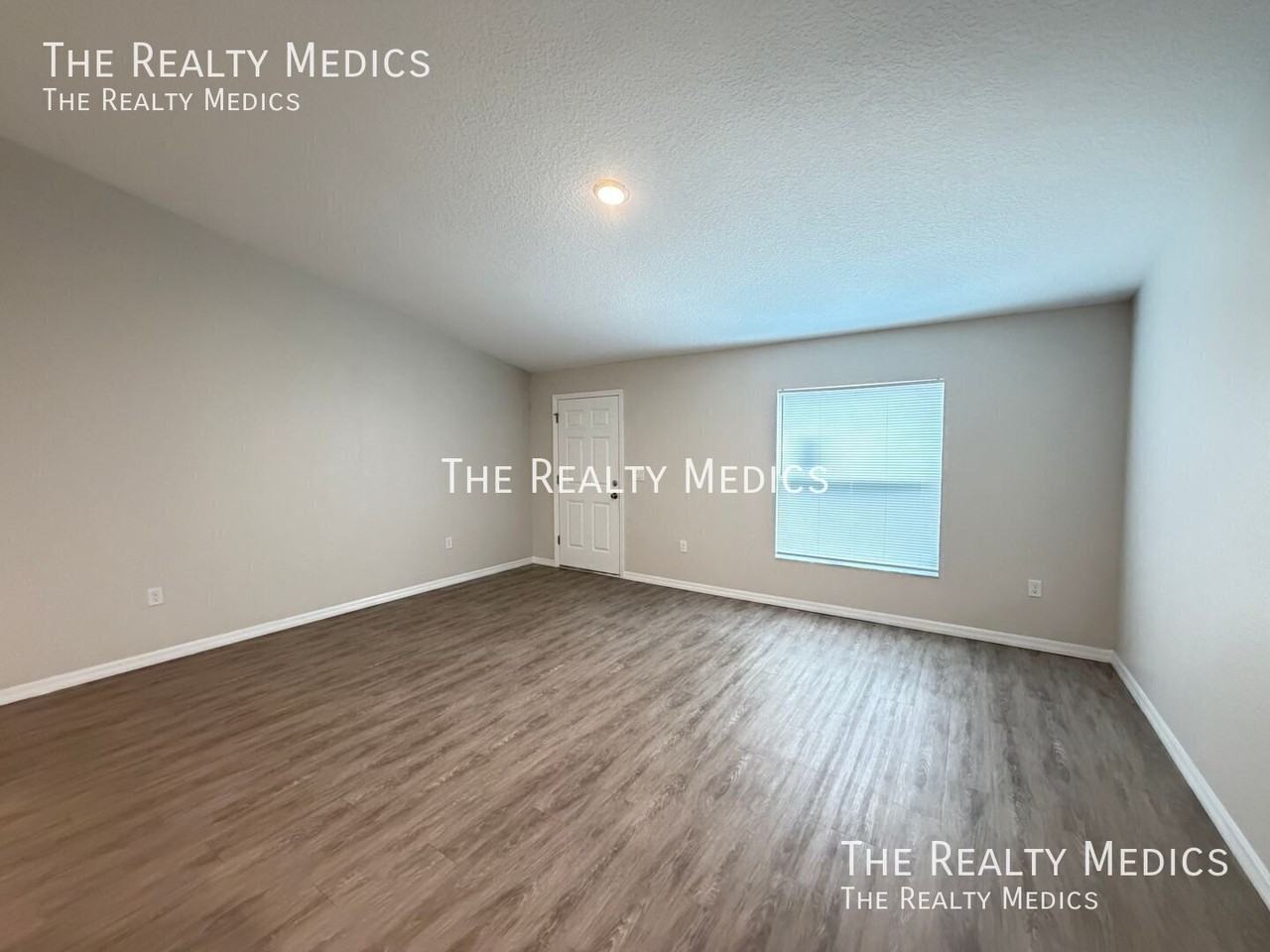 16124 Sw 23rd Court Rd - Photo 5 of 22