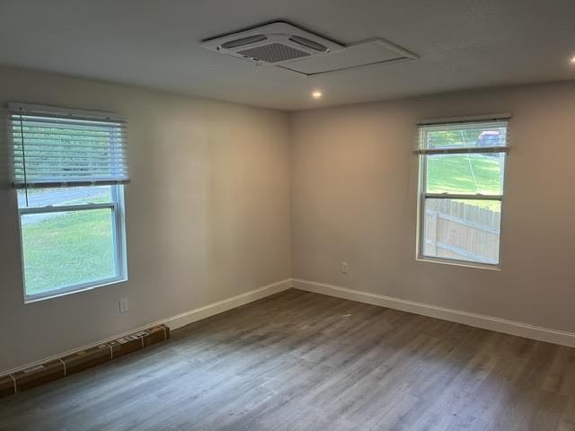 905 Dorothy St - Photo 6 of 13