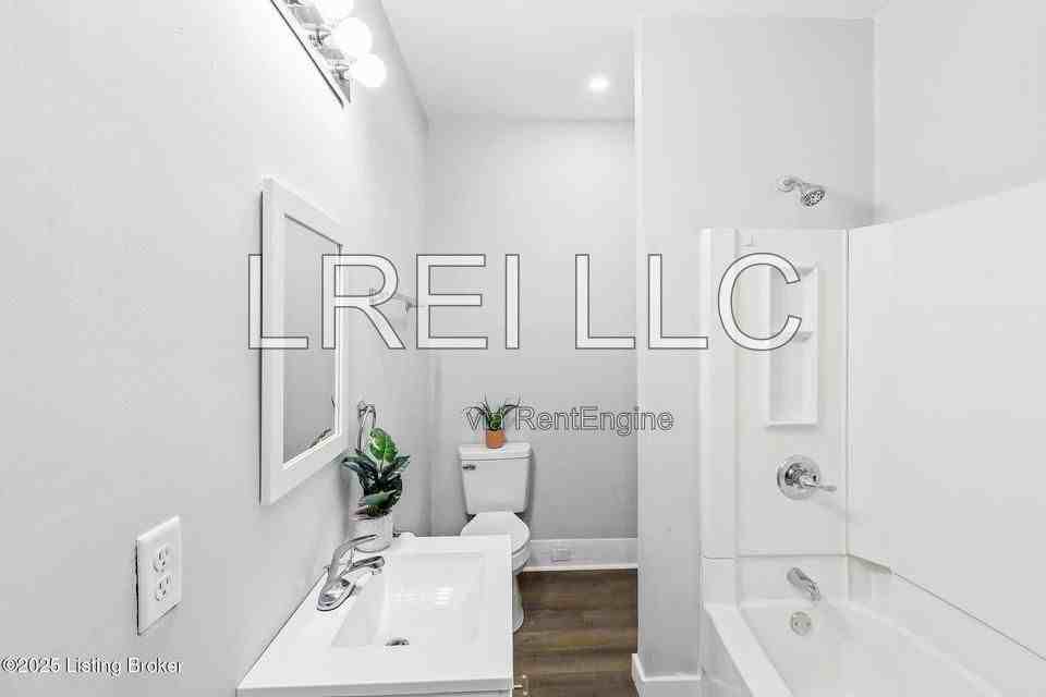 2522 Wilson Ave - Photo 6 of 16