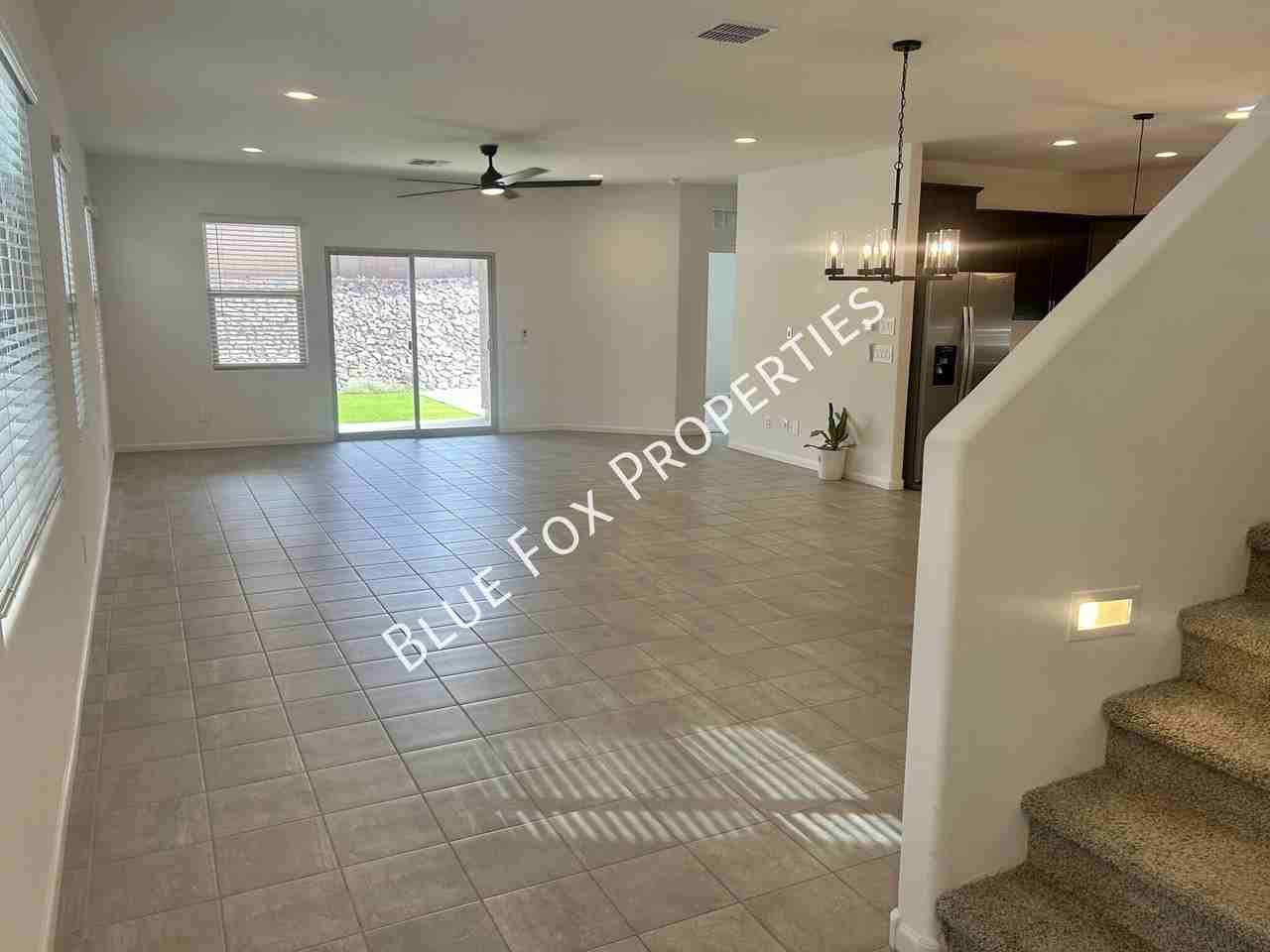 6973 W Jadewood Ln - Photo 3 of 39