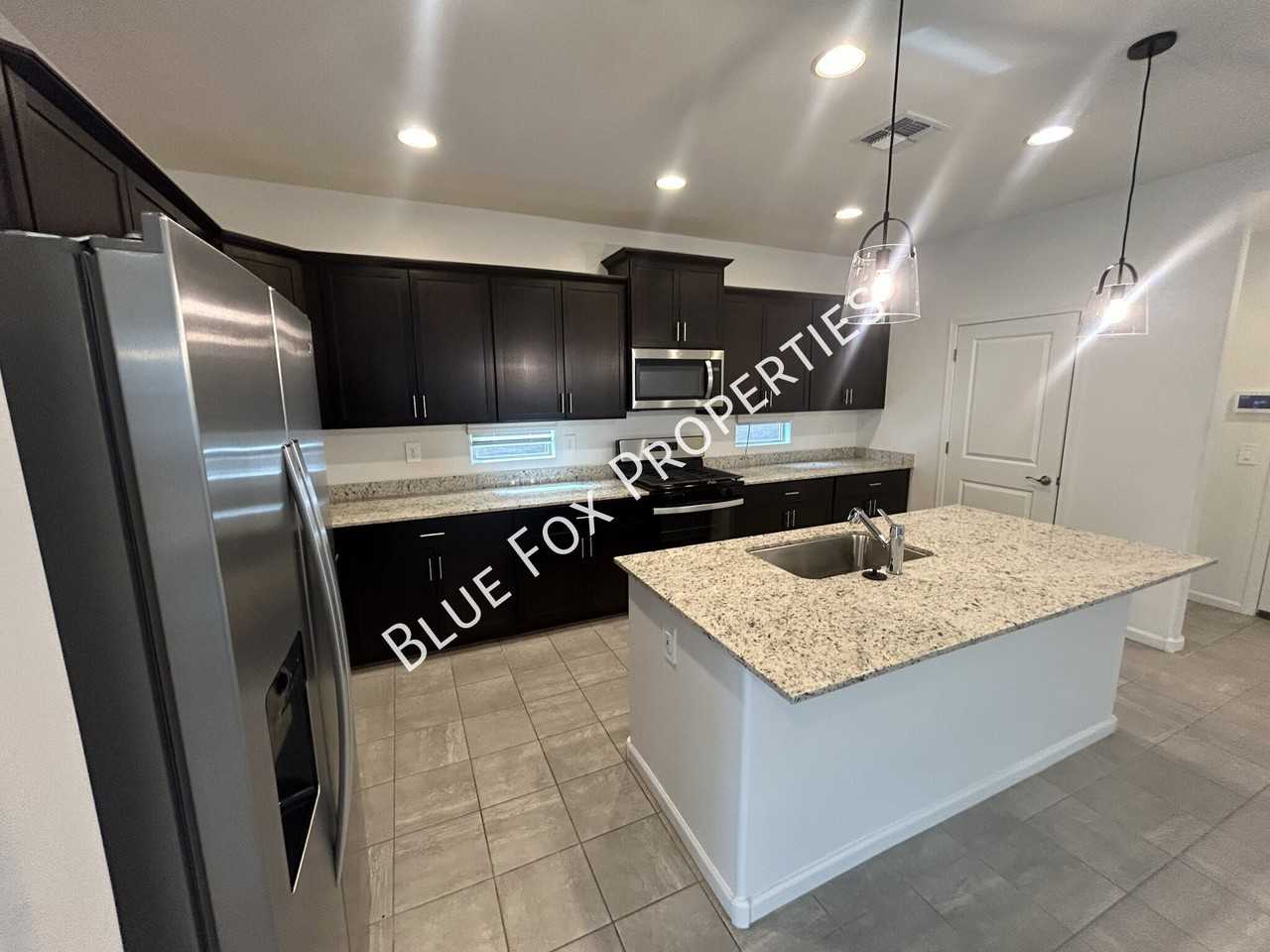 6973 W Jadewood Ln - Photo 6 of 39