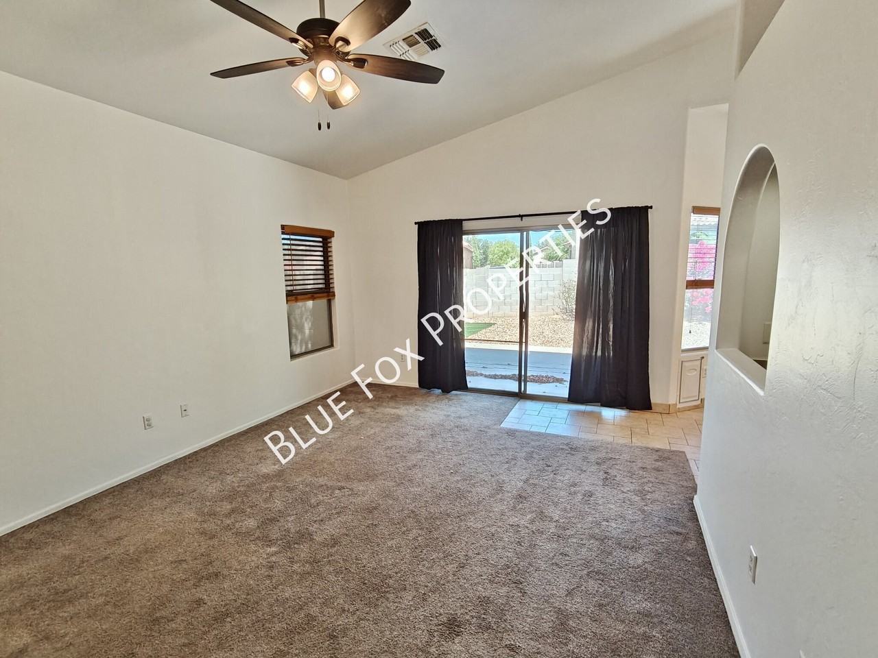 5680 W Shady Grove Dr - Photo 4 of 28
