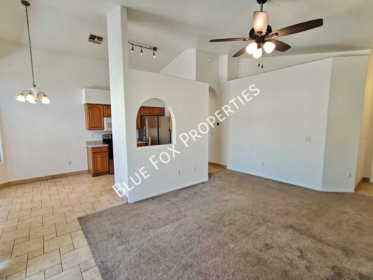 5680 W Shady Grove Dr - Photo 5 of 28