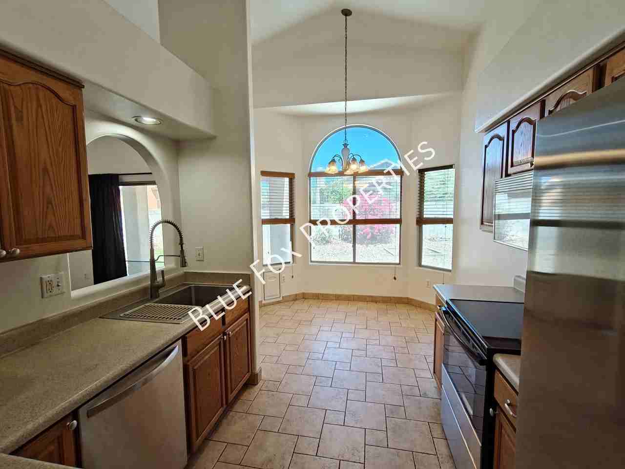 5680 W Shady Grove Dr - Photo 7 of 28