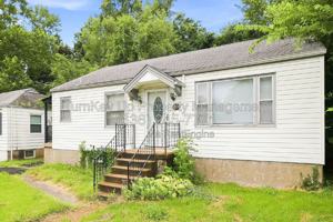 featured image of 10175 Cloverdale Dr