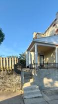 236 Laurel St - Photo 1 of 1