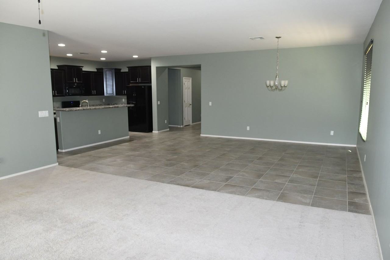 15611 W Westview Dr - Photo 6 of 21
