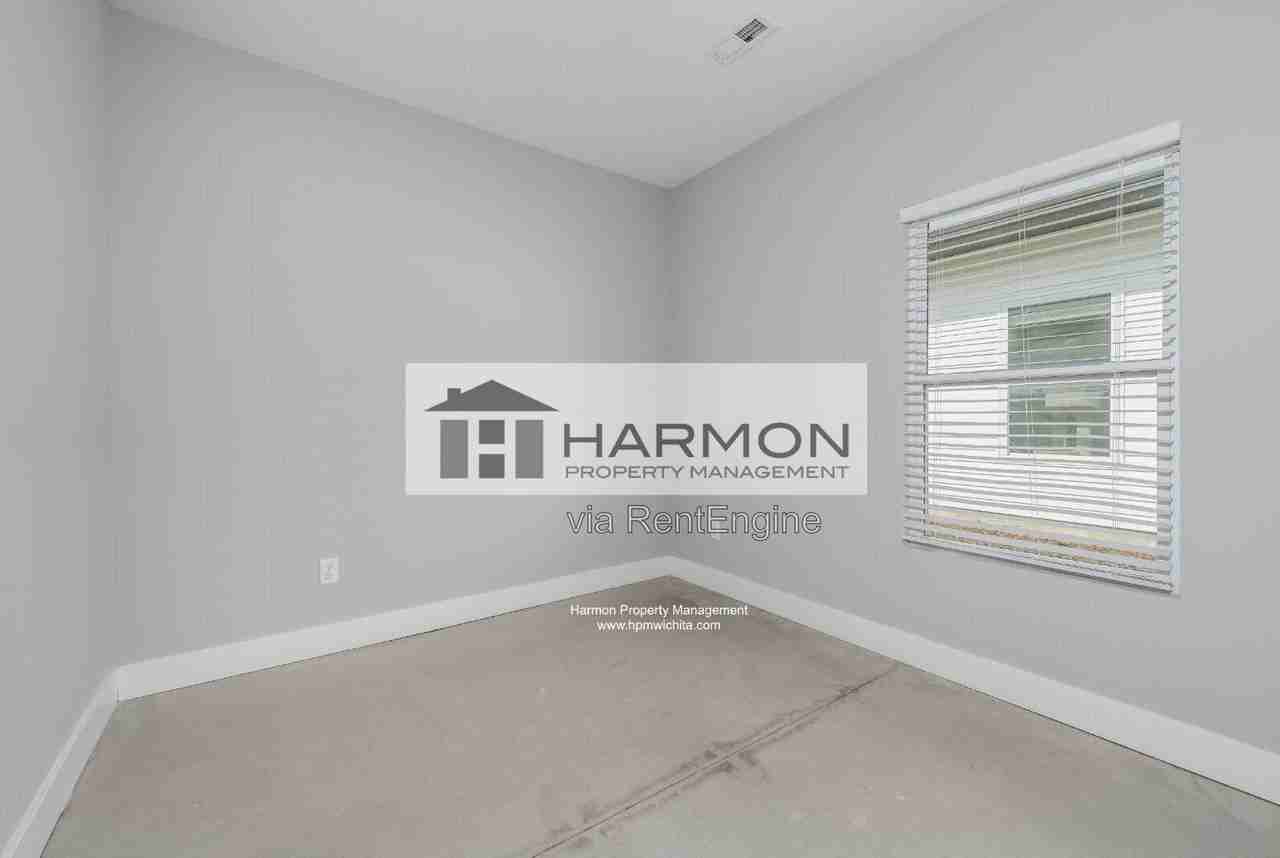 2172 S Thatcher Ct - Photo 6 of 13