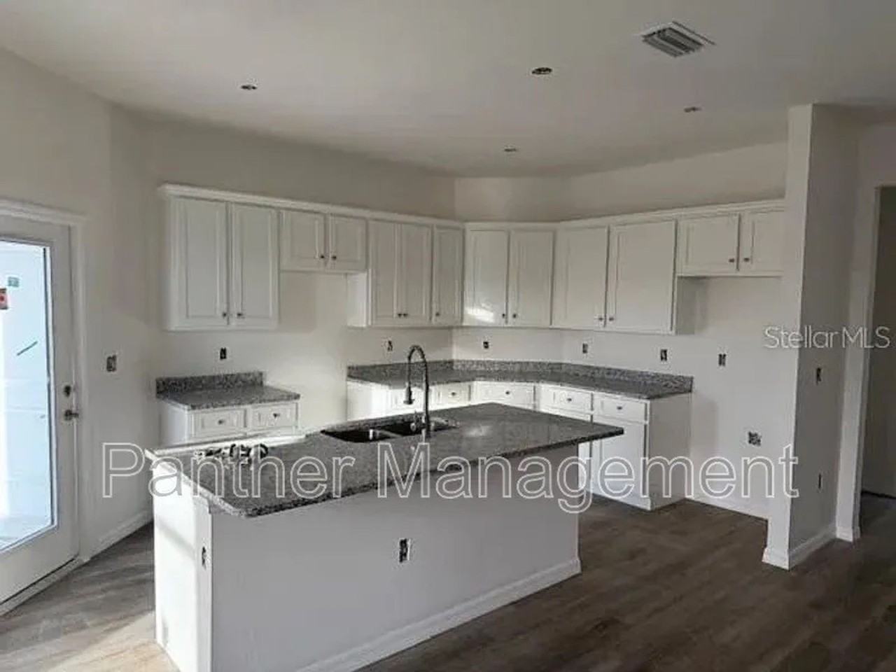 16147 Badalona Dr - Photo 3 of 4