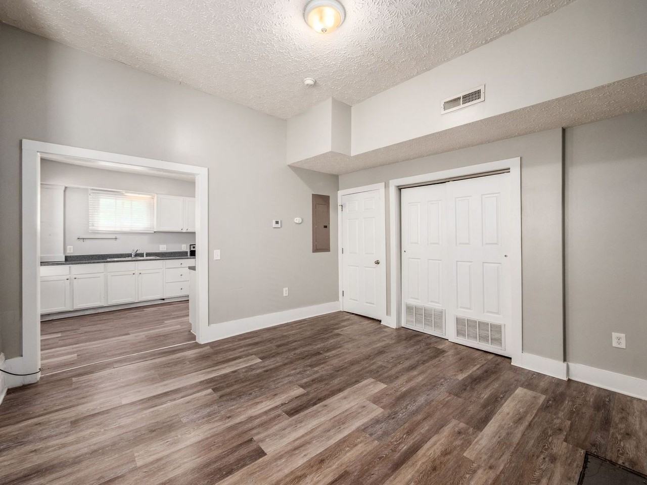 51 Mcmillen Ave #A - Photo 5 of 20