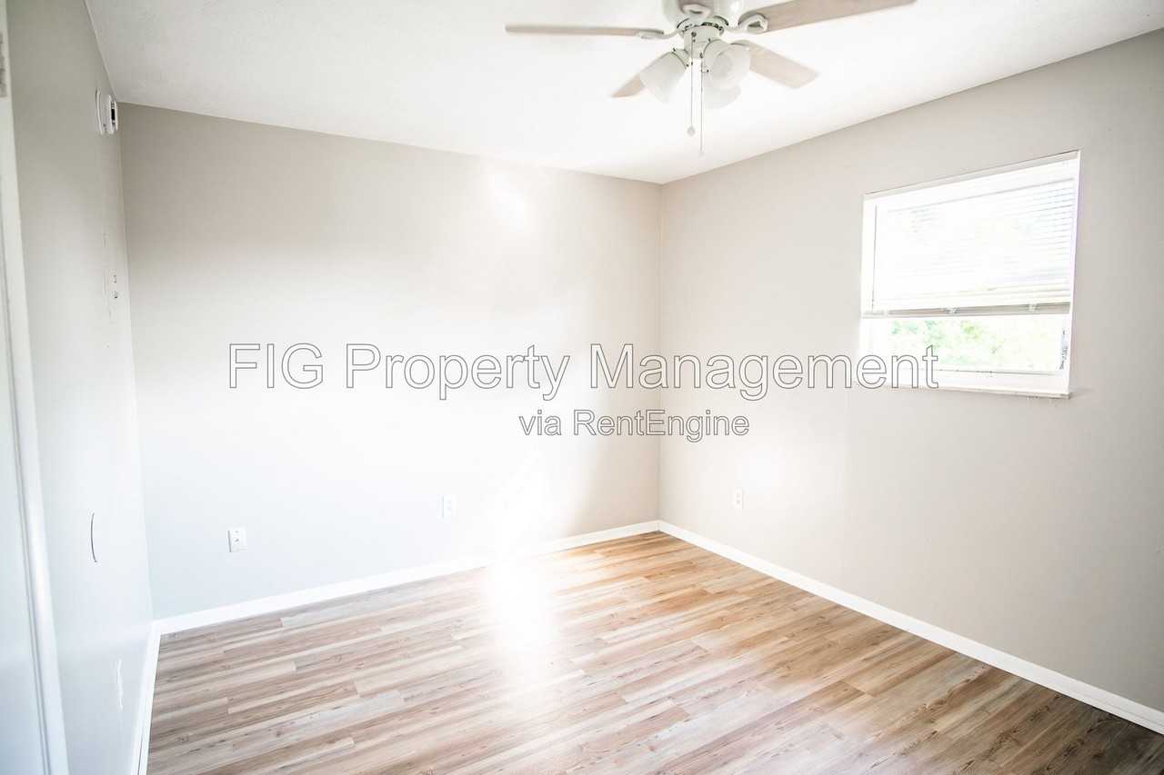4834 Scheel Rd #211 - Photo 4 of 9