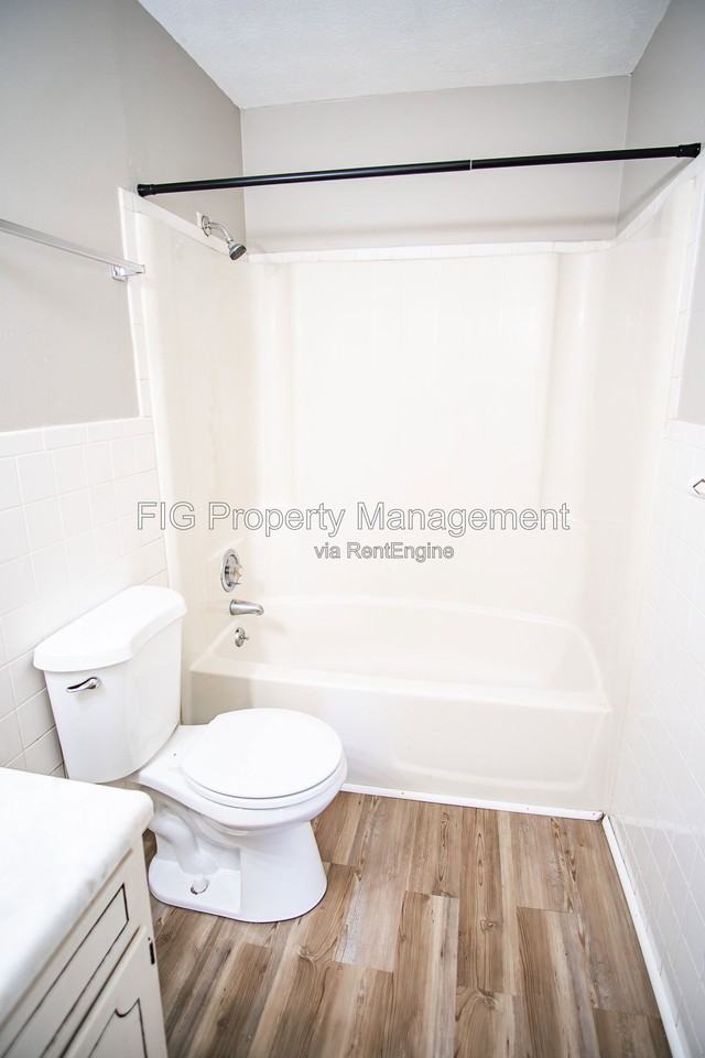 4834 Scheel Rd #211 - Photo 6 of 9