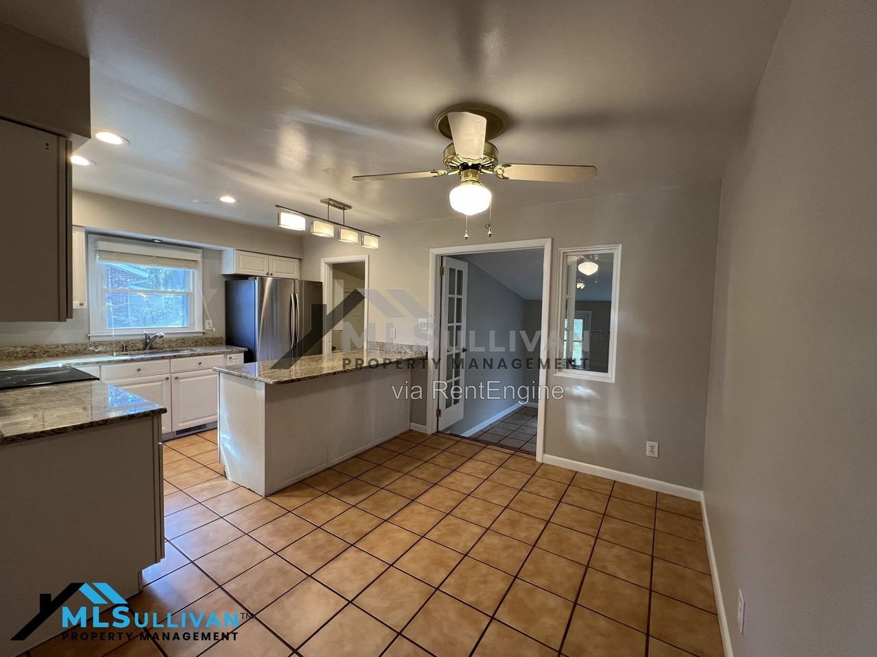 1720 Euclid Rd - Photo 6 of 32