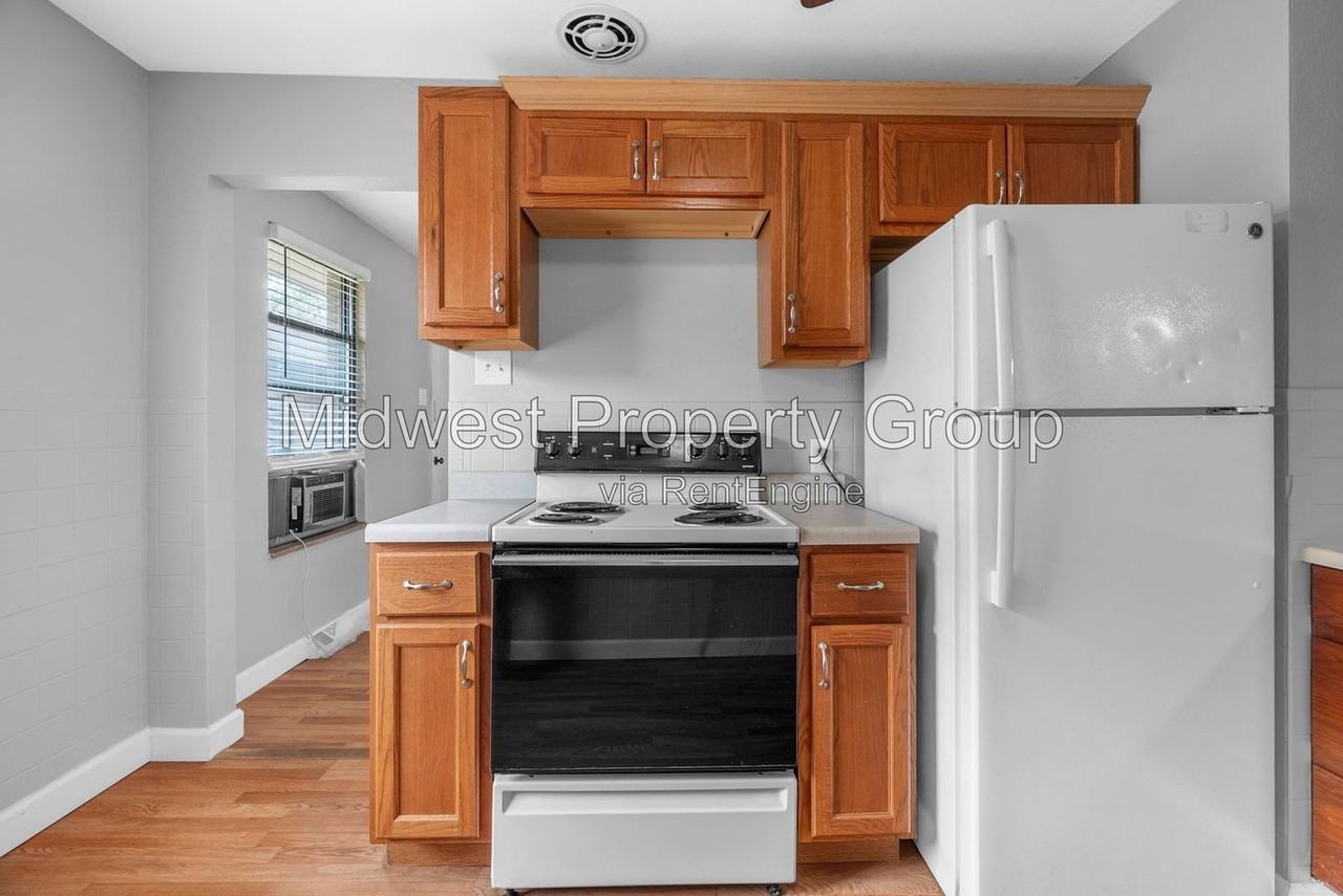 9204 Lackland Rd #7 - Photo 2 of 13